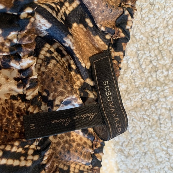 Bcbg blouse medium - Picture 2 of 2